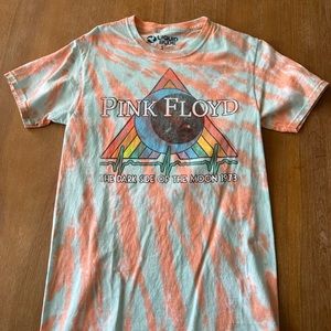 Pink Floyd graphic tee